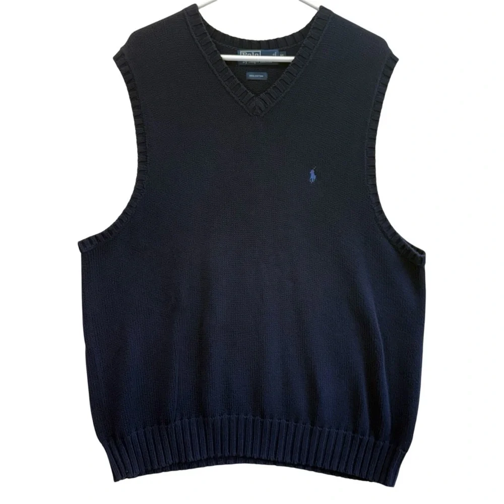 Ralph Lauren Men's Navy V-Neck Sweater Vest. Size XL